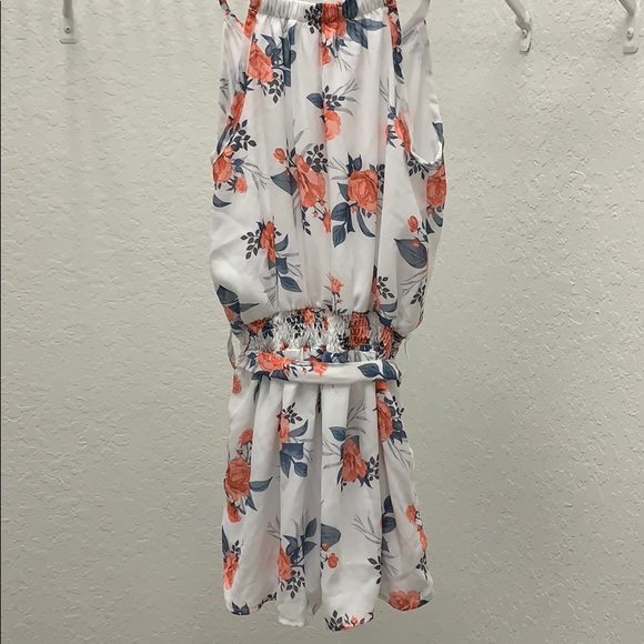 floral romper from guess - Picture 2 of 4